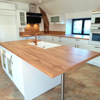 Cuisine blanche et bois