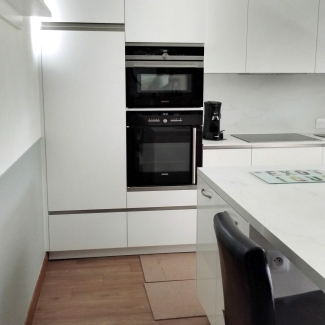 Cuisine blanche brillante