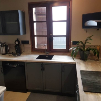 cuisine grise et bois