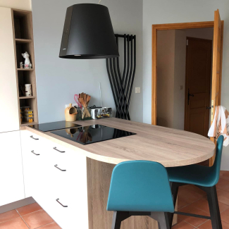 Cuisine blanche et bois