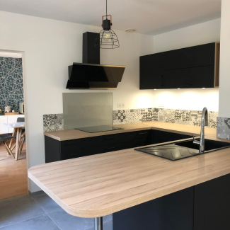 Cuisine noire et bois