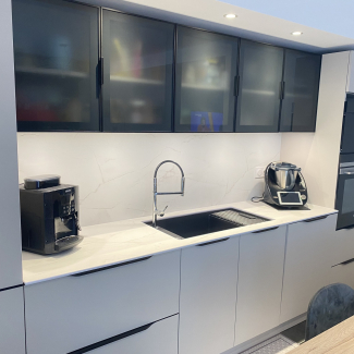 Cuisine blanche et bois