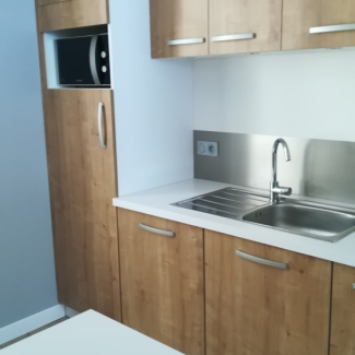 Cuisine moderne bois et blanche