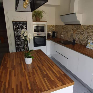 Cuisine bois et blanc