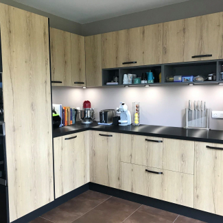 cuisine noire et bois