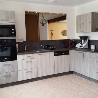 Cuisine en bois en L