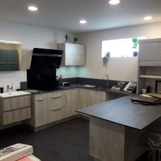 Showroom du cuisiniste Tradi Pose Sud à Narbonne