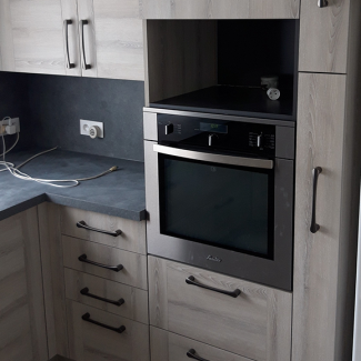 Cuisine moderne grise et bois